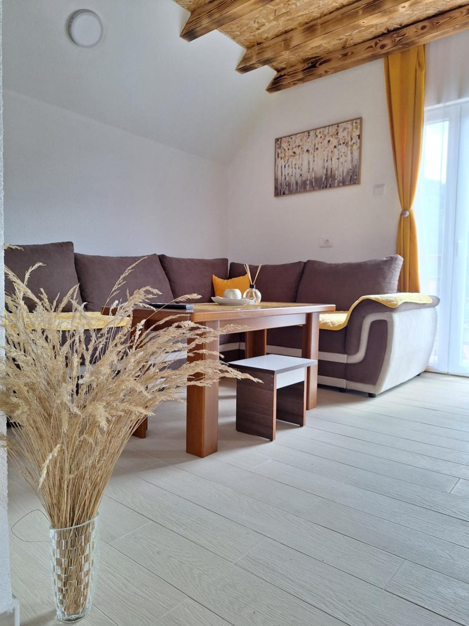 Apartmani Lena Plužine Exteriör bild