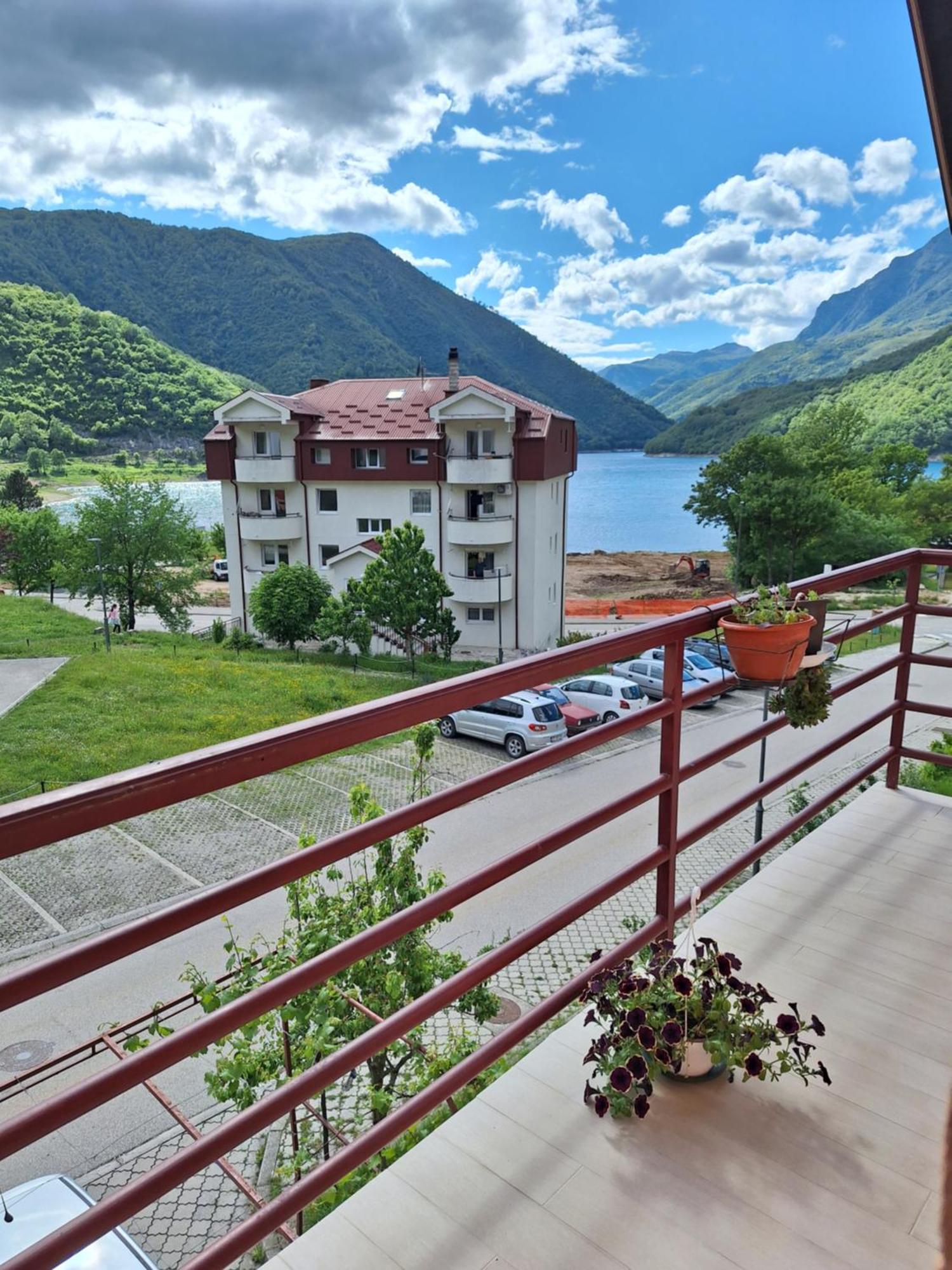 Apartmani Lena Plužine Exteriör bild