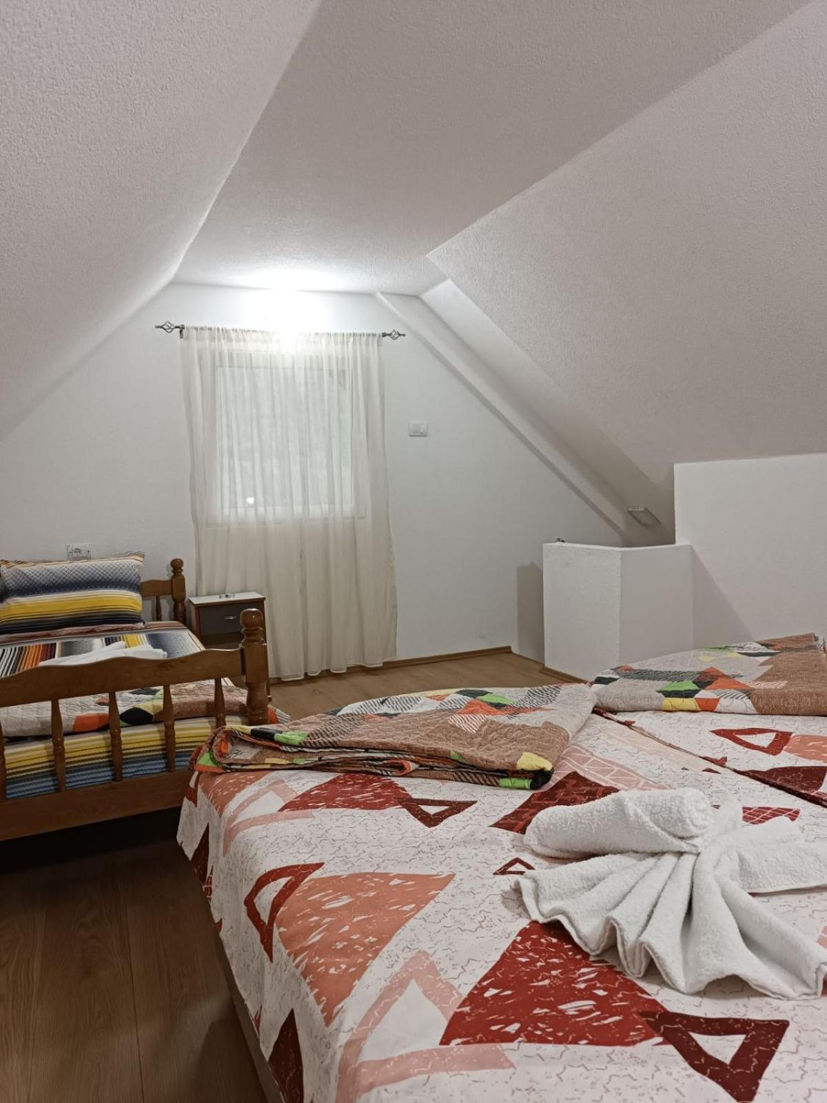 Apartmani Lena Plužine Exteriör bild
