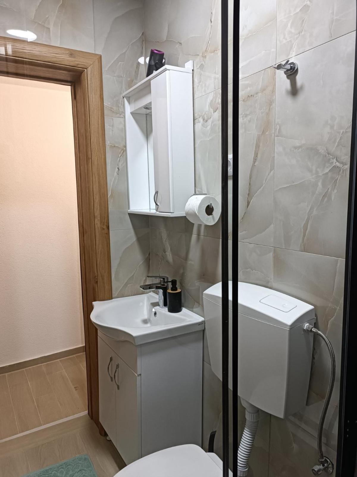Apartmani Lena Plužine Exteriör bild