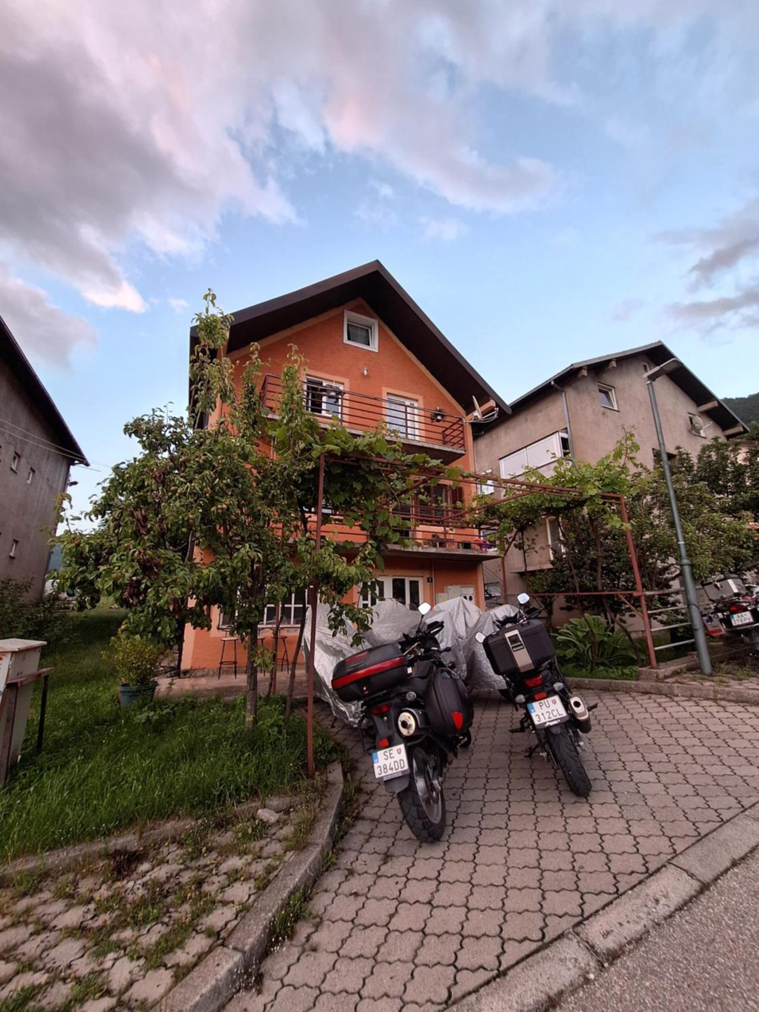 Apartmani Lena Plužine Rum bild